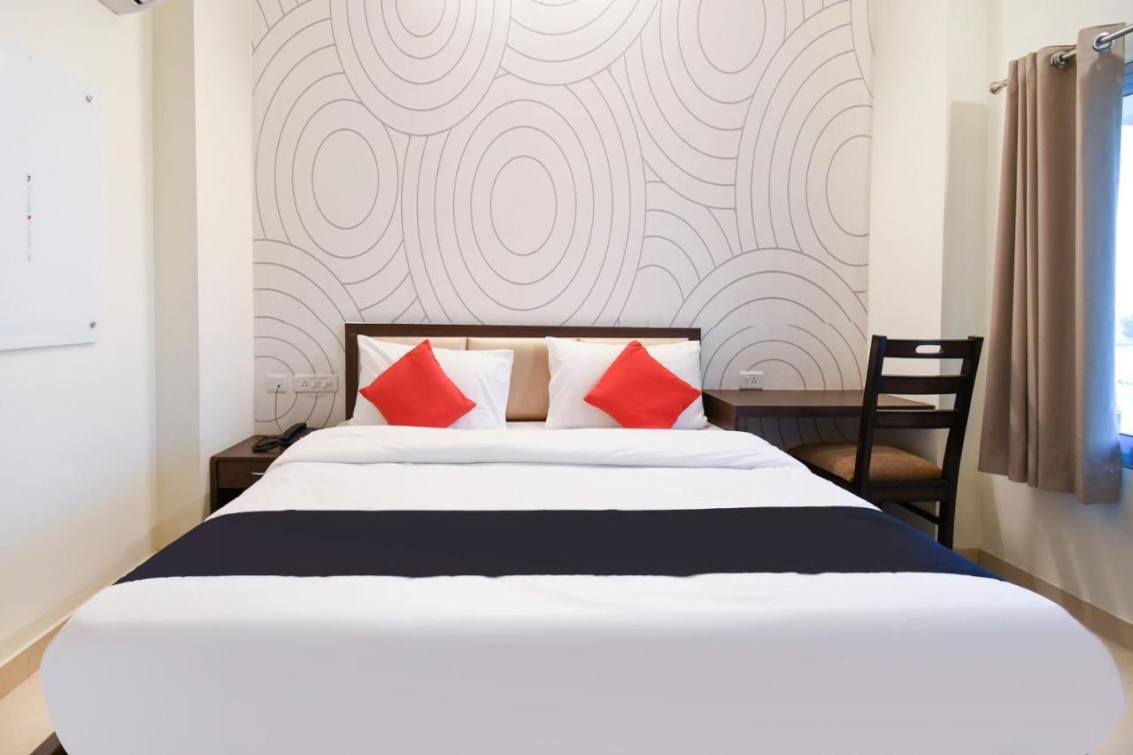 Capital O 70097 Sudha Inn Lucknow Dış mekan fotoğraf