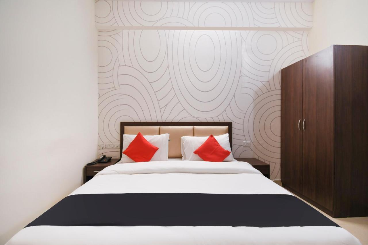 Capital O 70097 Sudha Inn Lucknow Dış mekan fotoğraf